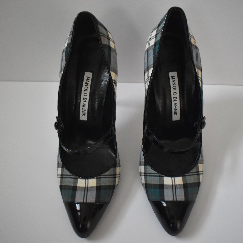 Manolo Blahnik Green Plaid Mary Jane Pumps Size US 8, EU Size 38.5